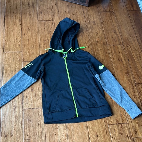 Nike Black and Gray Women's Jacket - Picture 3 of 4